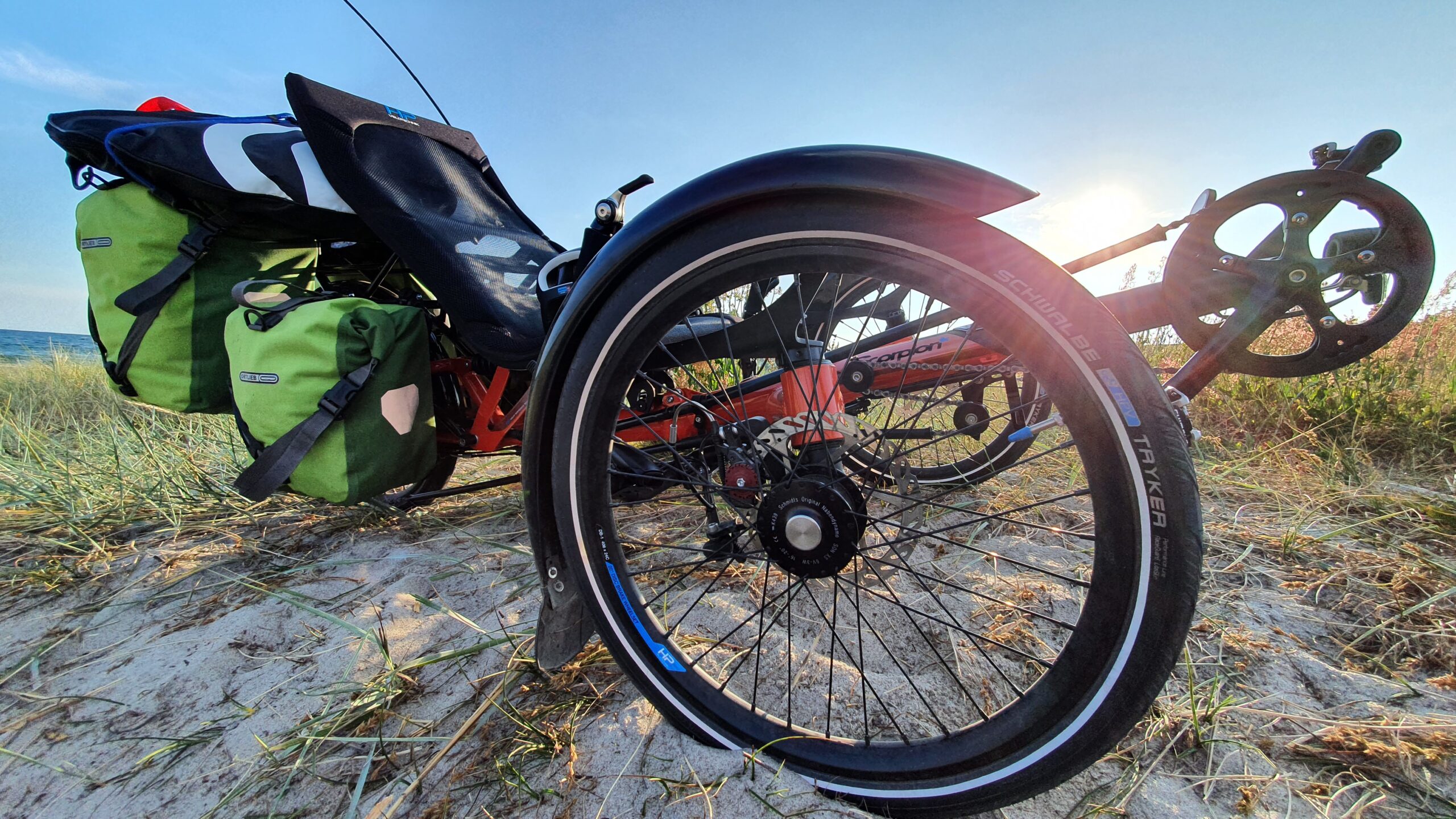 Trójkołowy rower poziomy - test trajki HP Velotechnik Scorpion FX