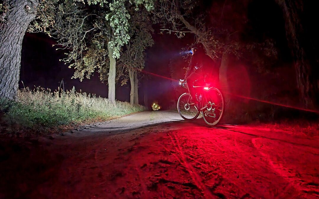 Jakie oświetlenie do roweru wybrać – lampki rowerowe do 300 zł